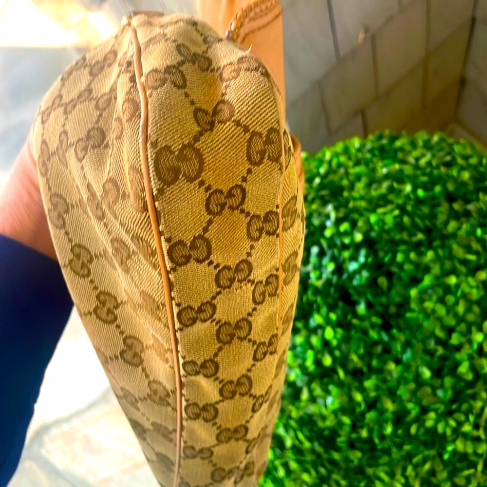 💕💕SOLD 💕💕GUC Gucci Vintage Pochette . Canvas with leather tasseled trim - Picture 9 of 12